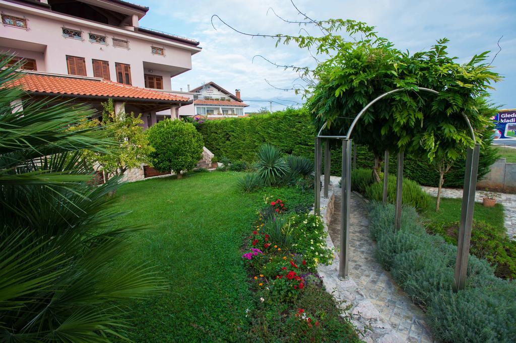 Villa Amalija Sukošan エクステリア 写真